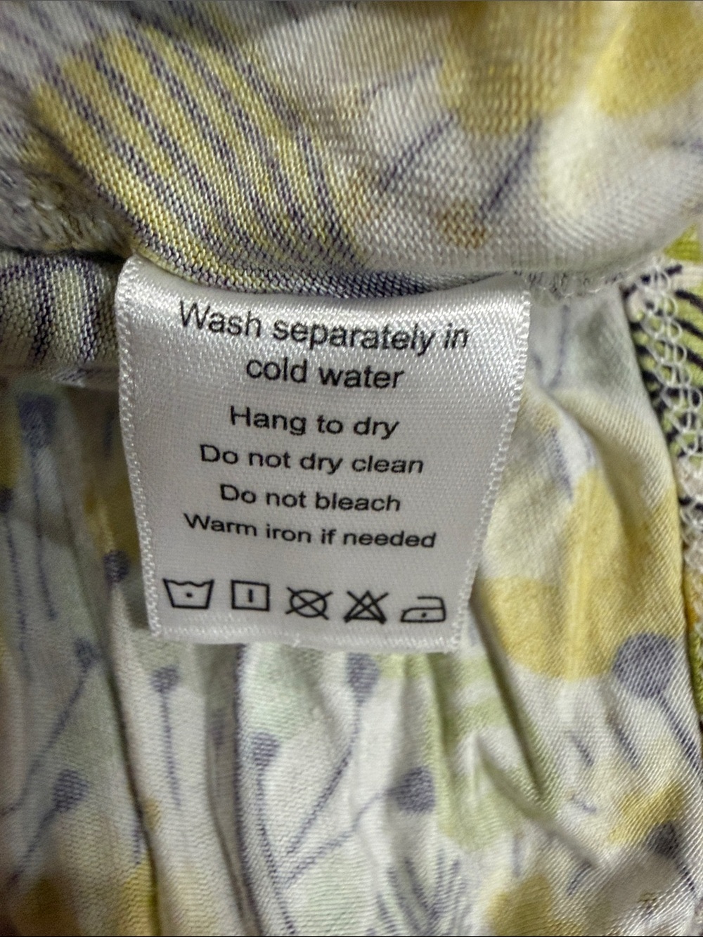 Bunny Knots Velveteen Baby 0/3 knotted gown in a yellow dandelion floral print - Picture 6 of 7